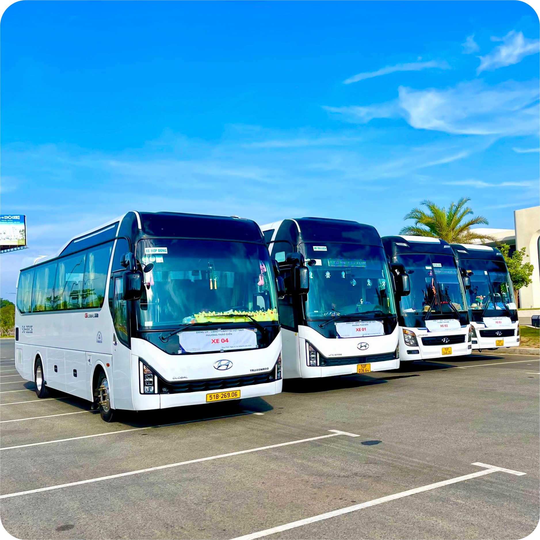 Thuê xe limousine 18 chỗ giá rẻ – Dịch vụ cao cấp, tiết kiệm tối ưu